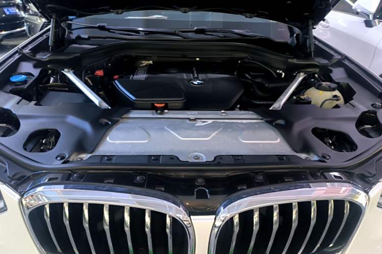 Used BMW X3 2020 xDrive28i Luxury Package Engine Bay