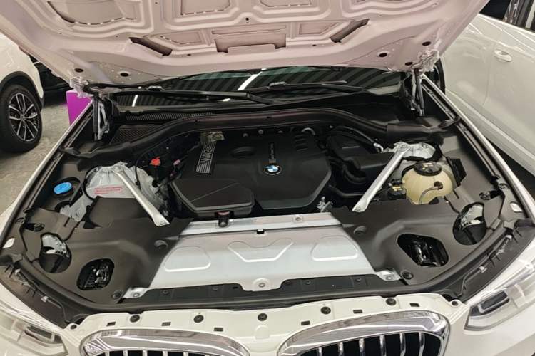 Used BMW X3 2020 xDrive25i Luxury Package Engine Bay