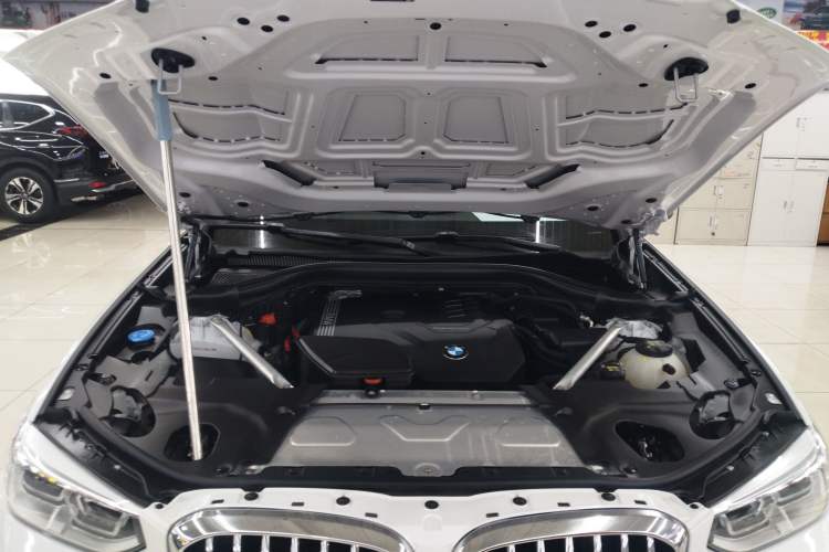 Used BMW X3 2020 xDrive28i Luxury Package Engine Bay