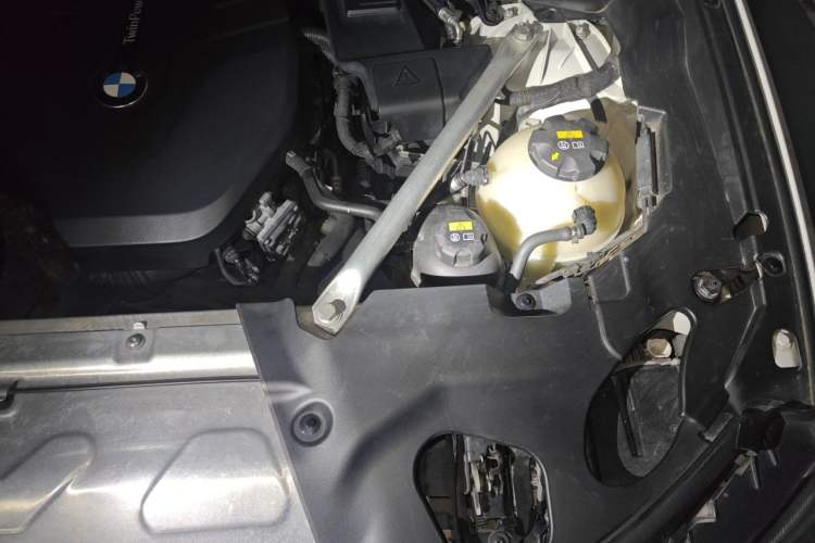 Used BMW X3 2020 xDrive25i M Sport Package Engine Bay Left