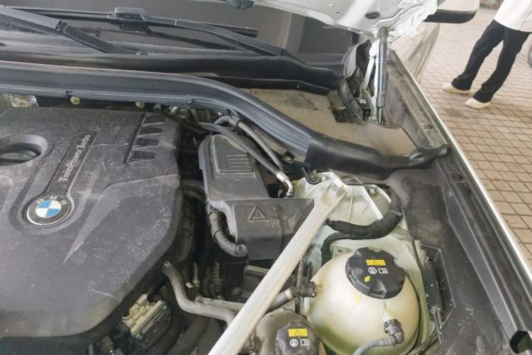 Used BMW X3 2020 xDrive28i M Sport Package Engine Bay Left