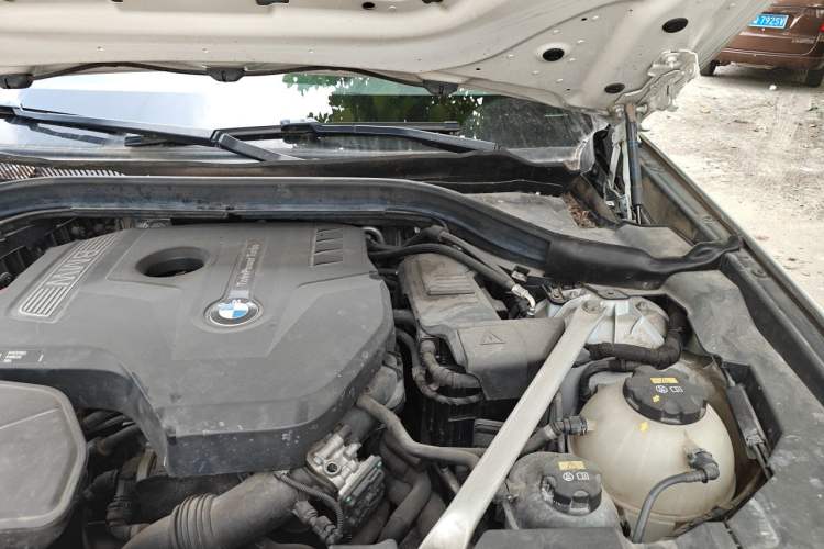 Used BMW X3 2020 xDrive25i M Sport Package Engine Bay Left