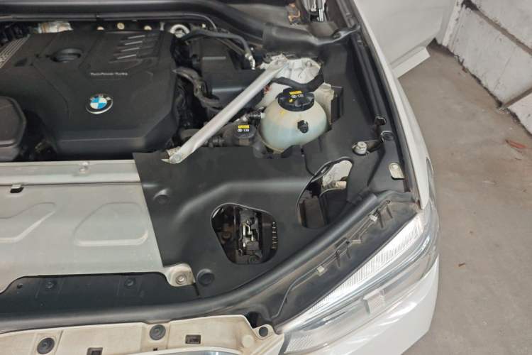 Used BMW X3 2020 xDrive28i M Sport Package Engine Bay Left