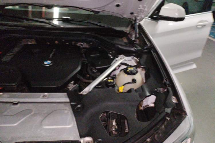 Used BMW X3 2020 xDrive28i M Sport Package Engine Bay Left