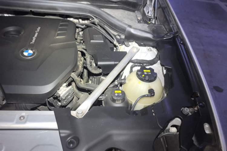 Used BMW X3 2020 xDrive25i Luxury Package Engine Bay Left