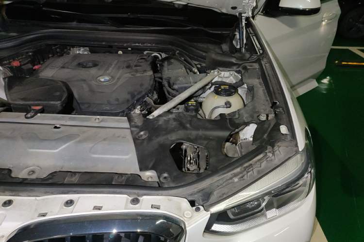 Used BMW X3 2020 xDrive30i Luxury Model with M Sport Package Engine Bay Left