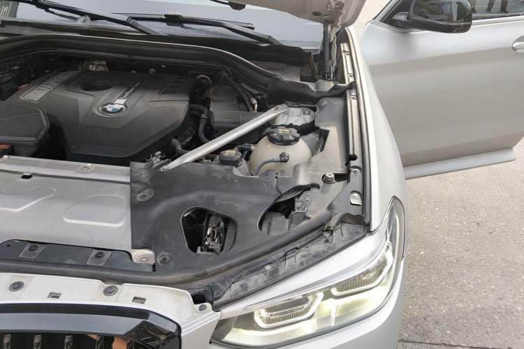 Used BMW X3 2020 xDrive25i M Sport Package Engine Bay Left