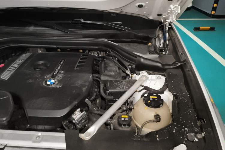Used BMW X3 2020 xDrive28i Luxury Package Engine Bay Left