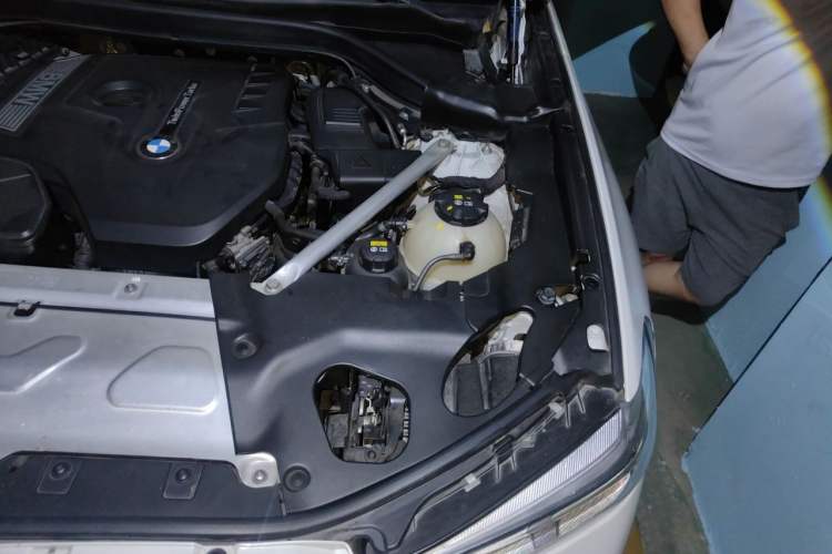 Used BMW X3 2020 xDrive28i Luxury Package Engine Bay Left