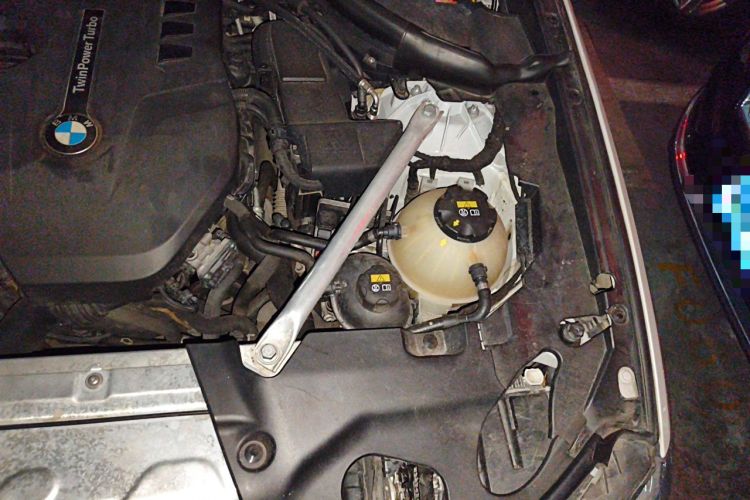 Used BMW X3 2020 xDrive25i M Sport Package Engine Bay Left