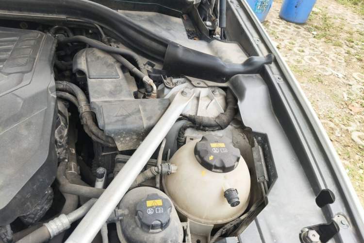 Used BMW X3 2020 xDrive28i M Sport Package Engine Bay Left