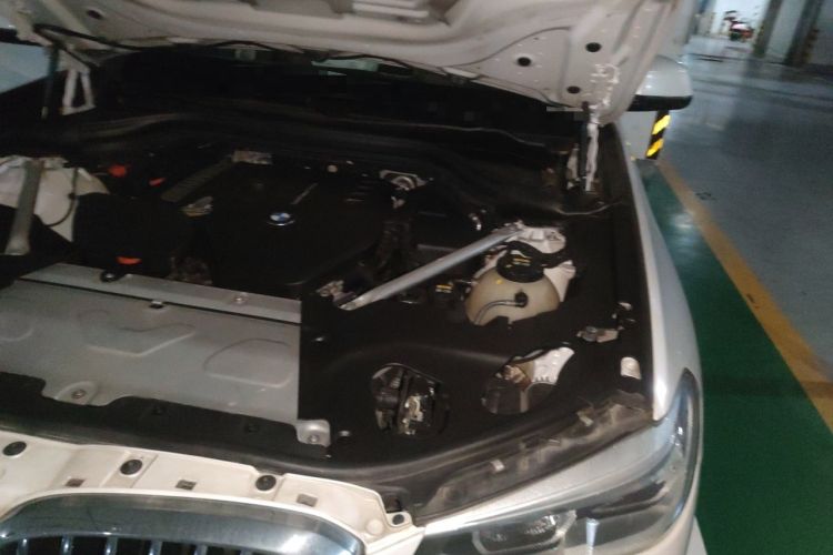 Used BMW X3 2020 xDrive25i Luxury Package Engine Bay Left