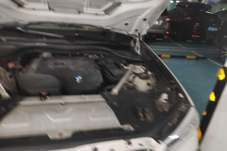 Used BMW X3 2020 xDrive28i Luxury Package Engine Bay Left