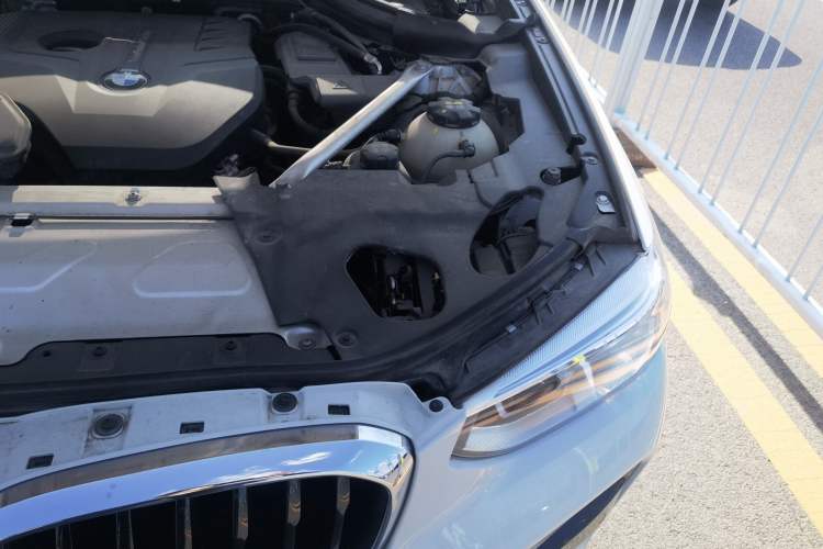 Used BMW X3 2020 xDrive28i M Sport Package Engine Bay Left