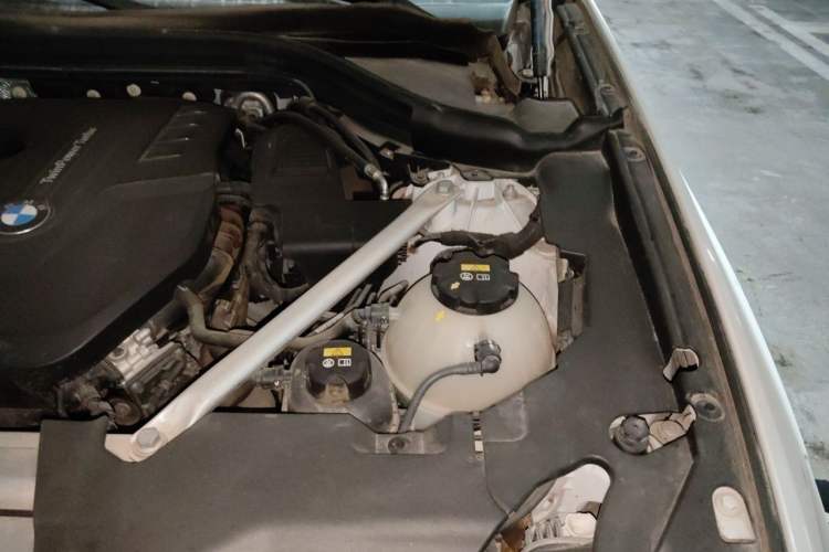 Used BMW X3 2020 xDrive28i M Sport Package Engine Bay Left