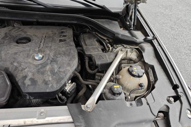 Used BMW X3 2020 xDrive25i M Sport Package Engine Bay Left