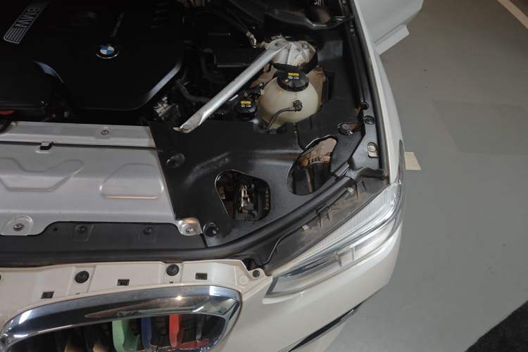 Used BMW X3 2020 xDrive28i M Sport Package Engine Bay Left