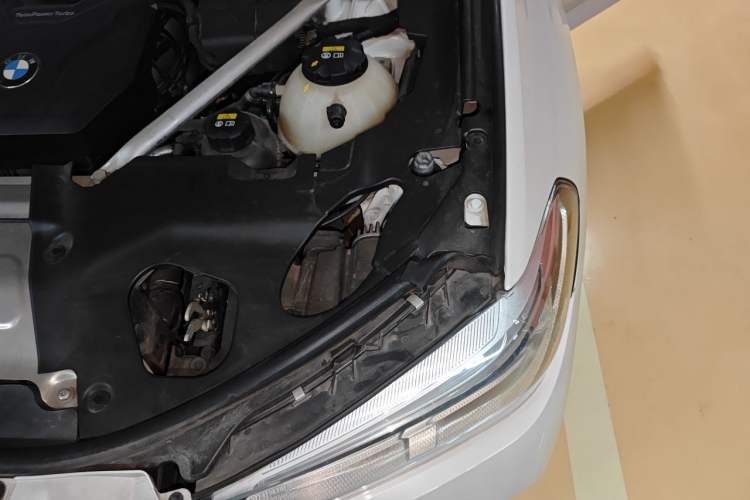 Used BMW X3 2020 xDrive28i M Sport Package Engine Bay Left