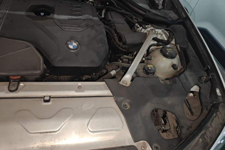 Used BMW X3 2020 xDrive30i Luxury Model with M Sport Package Engine Bay Left