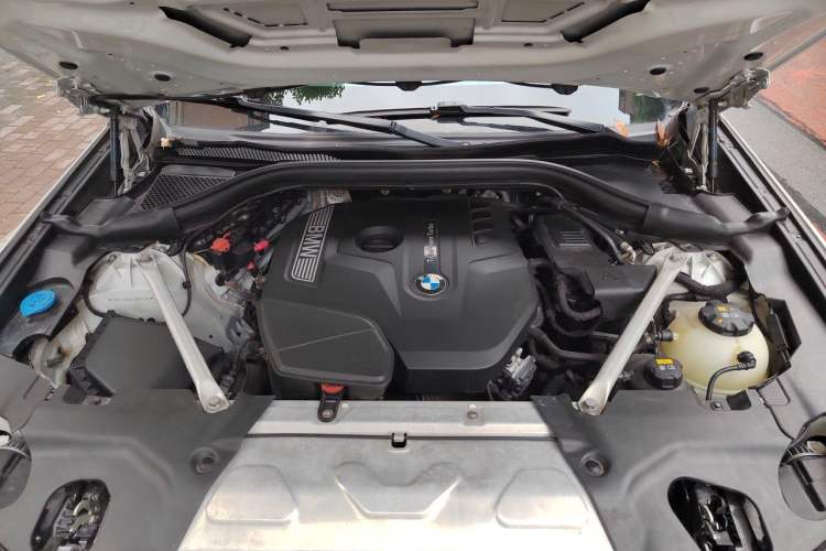 Used BMW X3 2020 xDrive28i M Sport Package Engine Bay