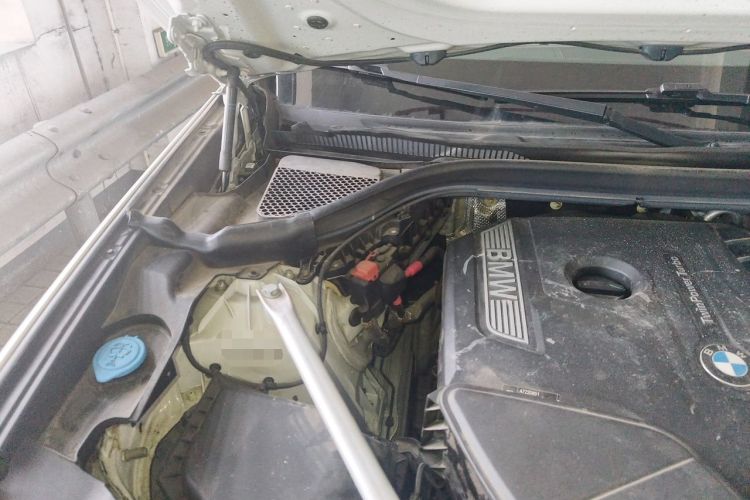 Used BMW X3 2020 xDrive28i M Sport Package Engine Bay Right