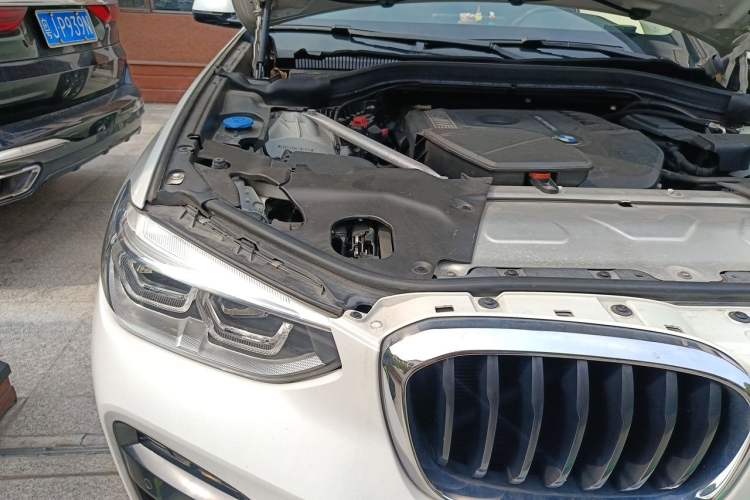 Used BMW X3 2020 xDrive25i M Sport Package Engine Bay Right