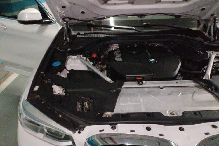 Used BMW X3 2020 xDrive28i M Sport Package Engine Bay Right