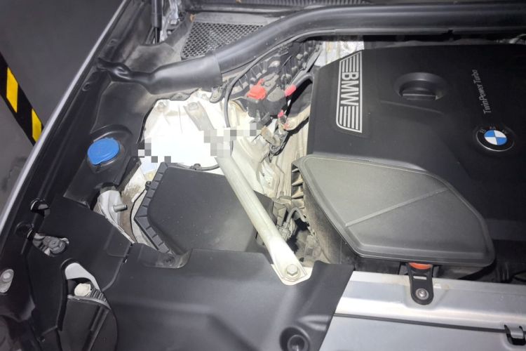 Used BMW X3 2020 xDrive25i Luxury Package Engine Bay Right