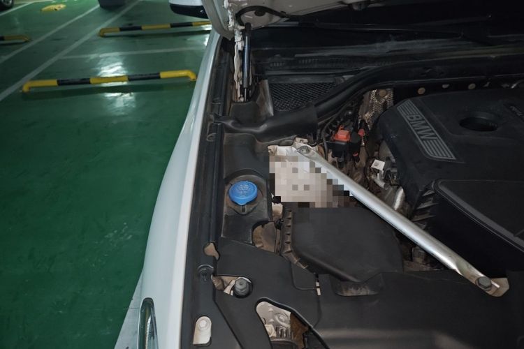 Used BMW X3 2020 xDrive25i Luxury Package Engine Bay Right