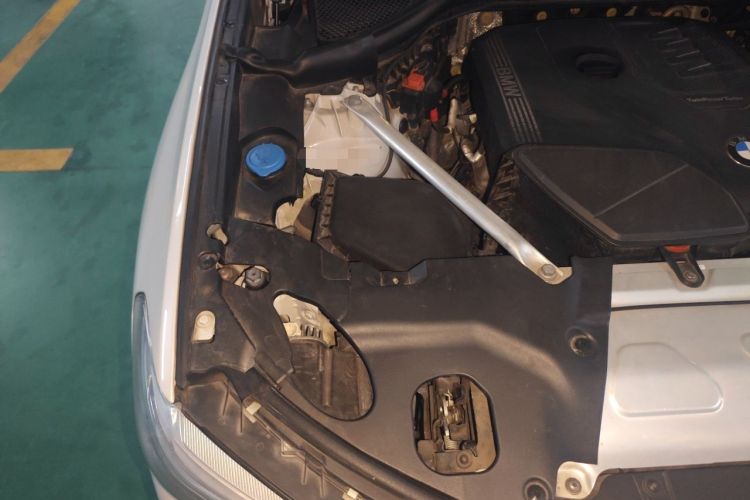 Used BMW X3 2020 xDrive28i Luxury Package Engine Bay Right