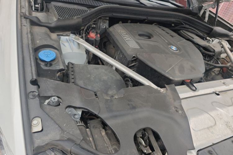 Used BMW X3 2020 xDrive25i Luxury Package Engine Bay Right