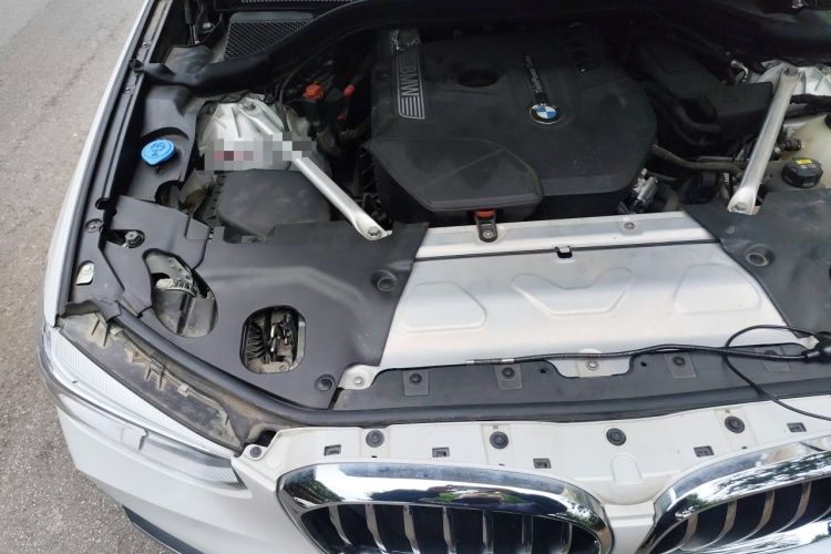 Used BMW X3 2020 xDrive28i Luxury Package Engine Bay Right