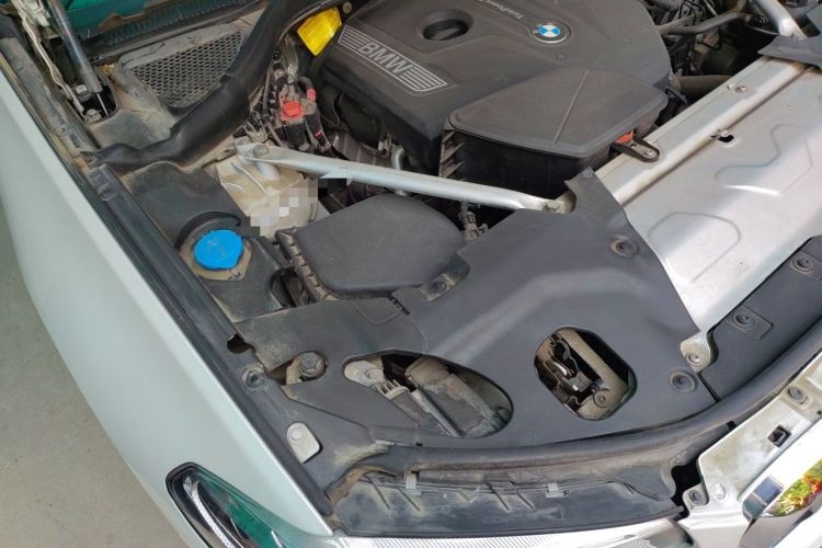 Used BMW X3 2020 xDrive28i Luxury Package Engine Bay Right