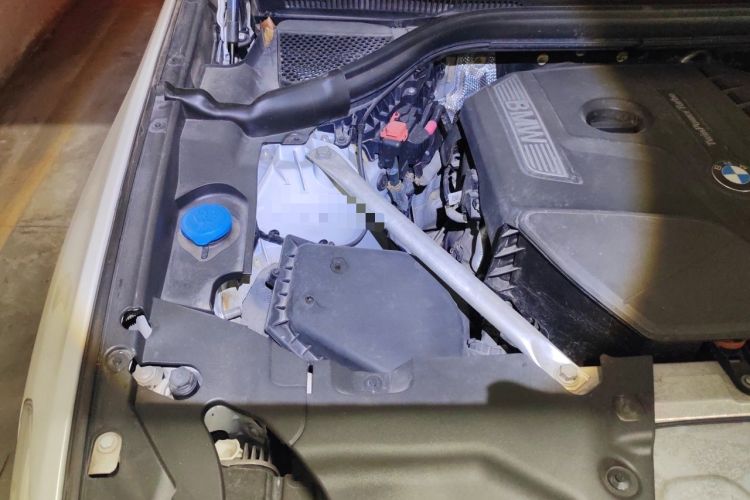 Used BMW X3 2020 xDrive25i Luxury Package Engine Bay Right