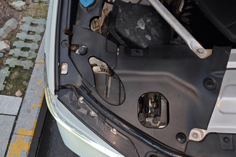 Used BMW X3 2020 xDrive25i Luxury Package Engine Bay Right