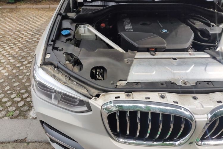 Used BMW X3 2020 xDrive25i Luxury Package Engine Bay Right