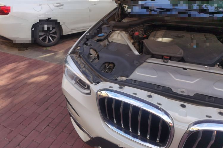 Used BMW X3 2020 xDrive25i Luxury Package Engine Bay Right