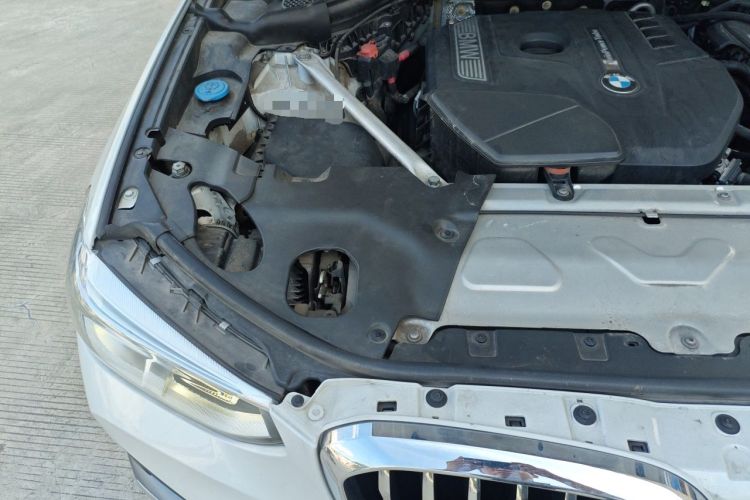 Used BMW X3 2020 xDrive25i Luxury Package Engine Bay Right