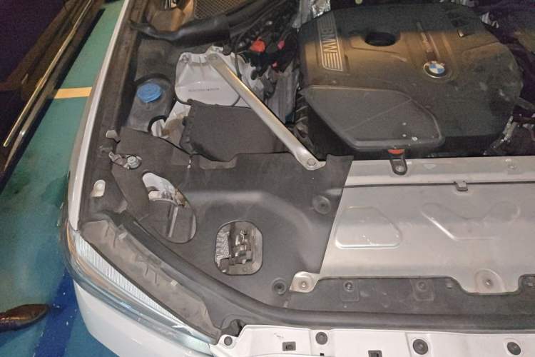 Used BMW X3 2020 xDrive28i M Sport Package Engine Bay Right