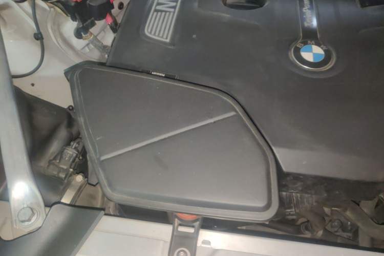 Used BMW X3 2020 xDrive28i Luxury Package Engine Bay Right