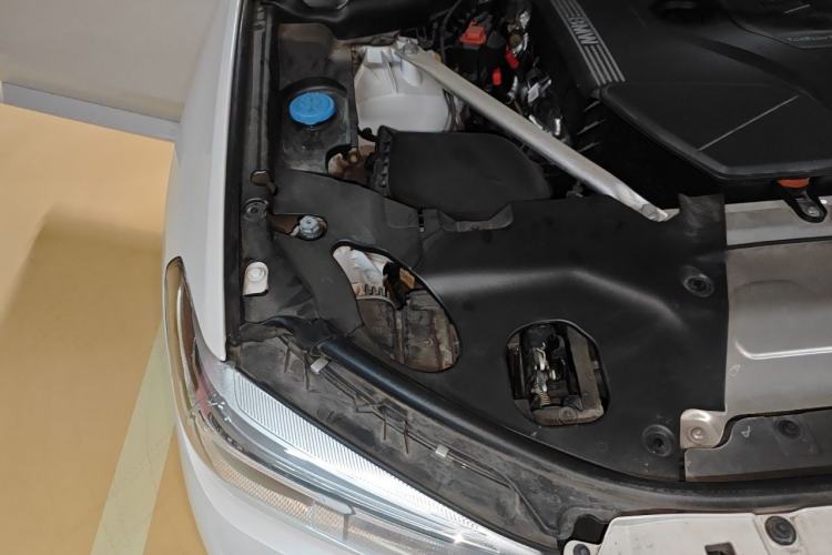 Used BMW X3 2020 xDrive28i M Sport Package Engine Bay Right