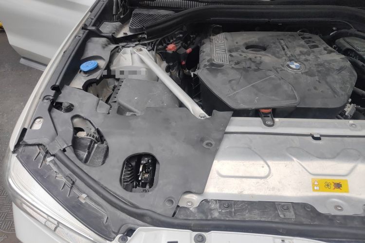 Used BMW X3 2020 xDrive25i Luxury Package Engine Bay Right