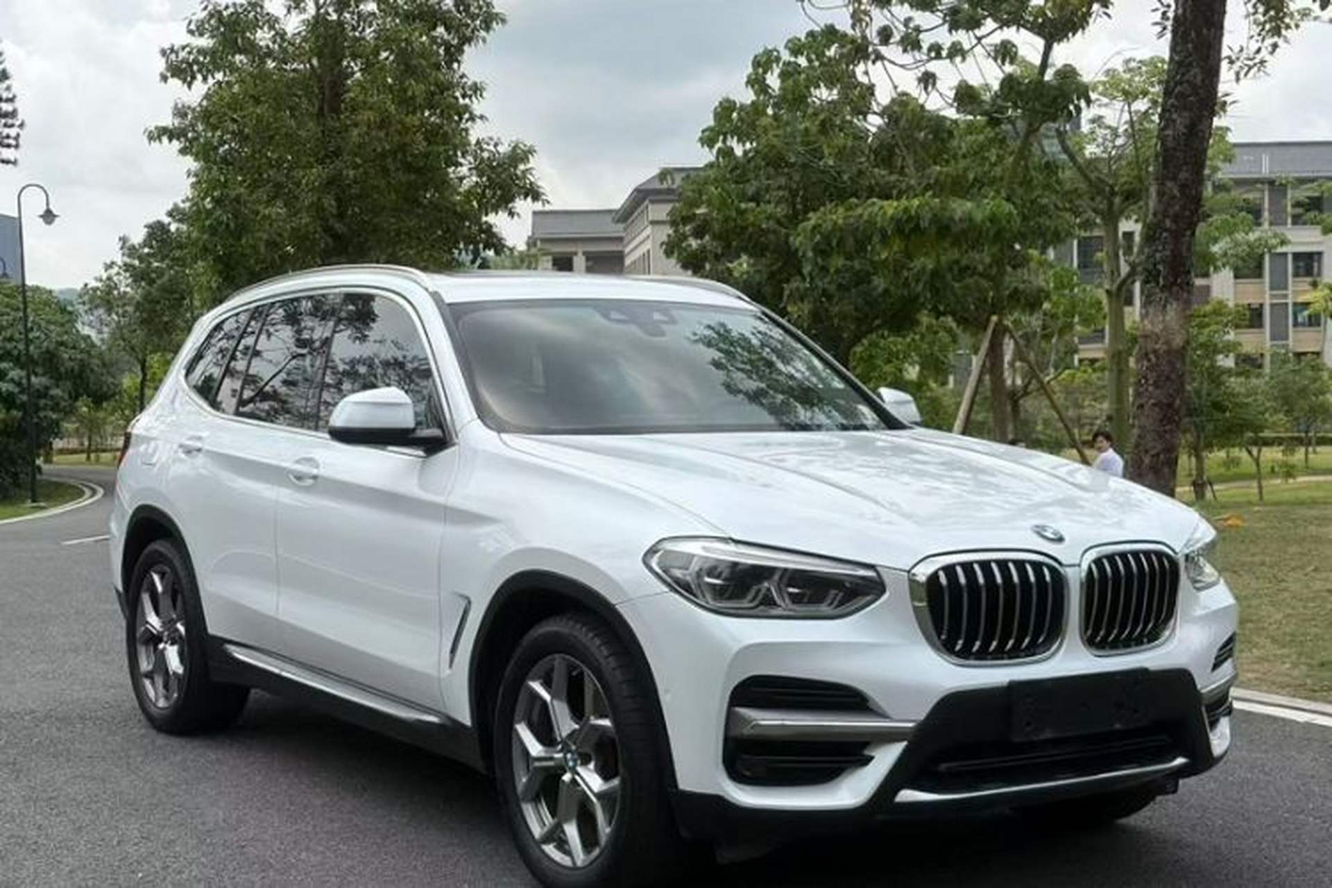 Used BMW X3 2020 xDrive28i Luxury Package Exterior 1