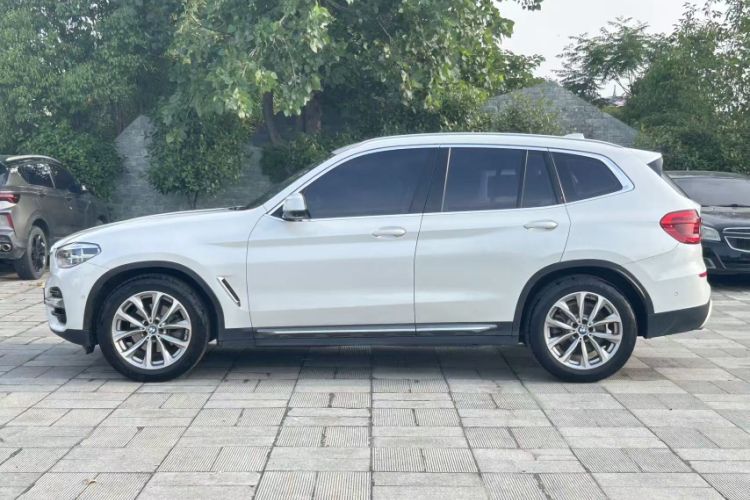 Used BMW X3 2020 xDrive25i Luxury Package Exterior 2