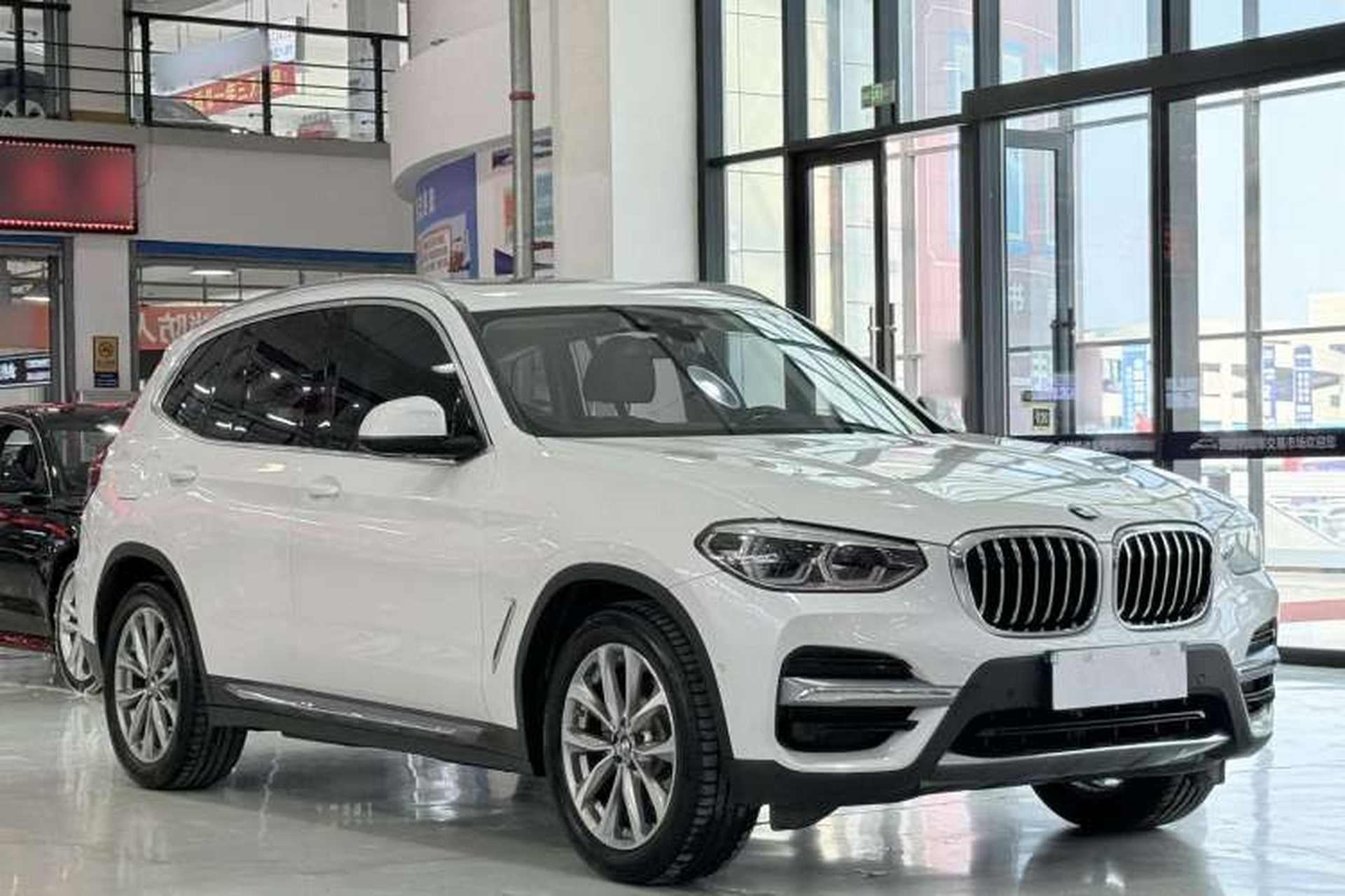 Used BMW X3 2020 xDrive25i Luxury Package Exterior 2
