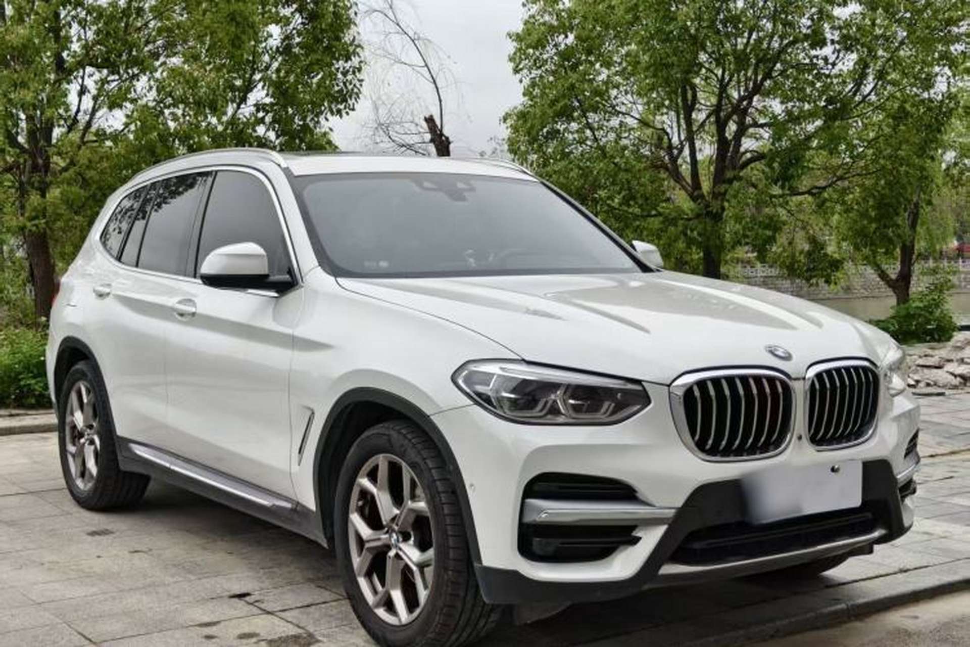 Used BMW X3 2020 xDrive28i Luxury Package Exterior 2