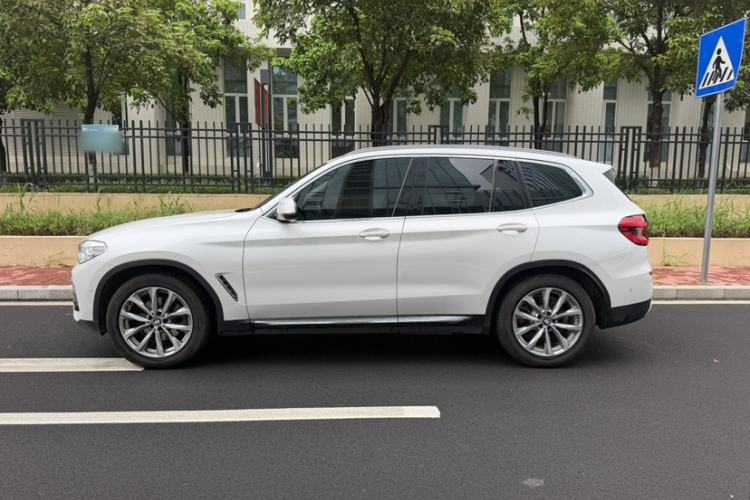 Used BMW X3 2020 xDrive25i Luxury Package Exterior 2