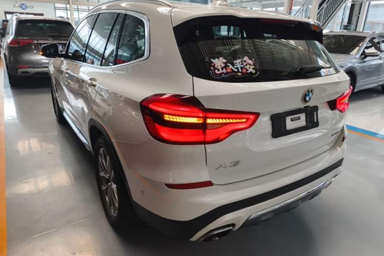 Used BMW X3 2020 xDrive25i Luxury Package Exterior 2