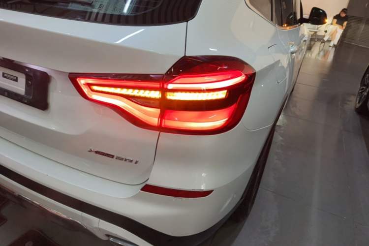 Used BMW X3 2020 xDrive28i Luxury Package Exterior 3