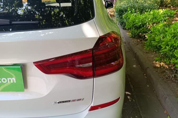 Used BMW X3 2020 xDrive25i M Sport Package Exterior 3